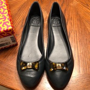 NEW TORY BURCH FLATS